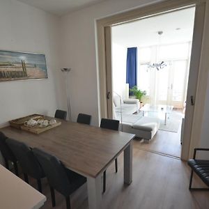 Fraai appartement direct aan zee op toplocatie.